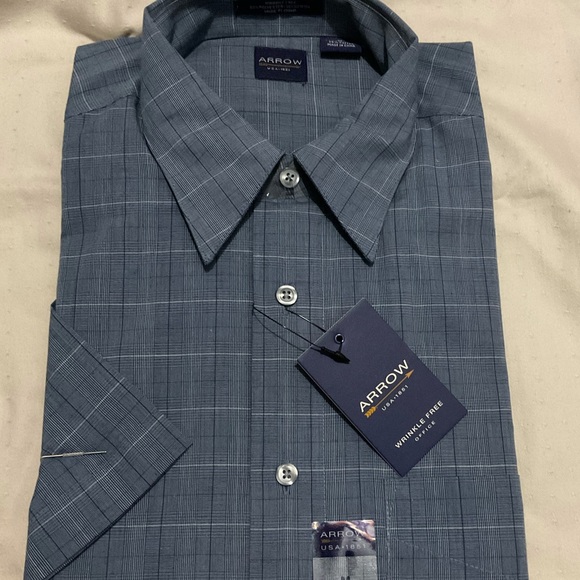 Arrow Other - Men’s Plaid Button Up Short Sleeved Shirt